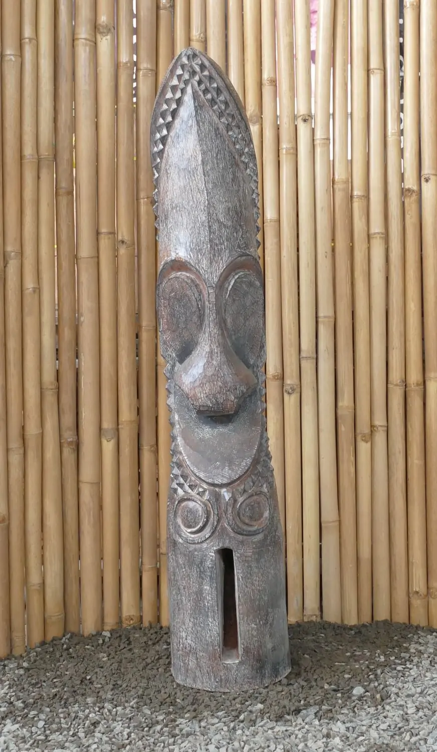 Artikelbild 1 des Artikels “Tiki Polynesian Statue aus Kokosnussholz, ca. 125cm hoch mit schwarz-weißer Farbe, Ø ca. 18-28 cm “